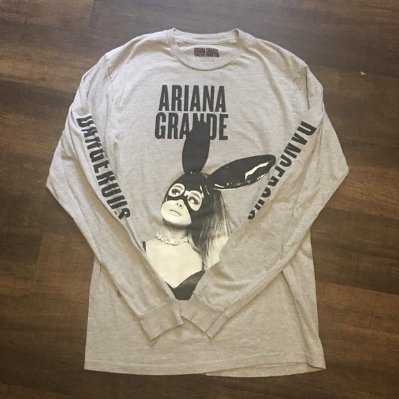 Ariana Grande Tops - [Ariana Grande] Dangerous Woman Crewneck Top